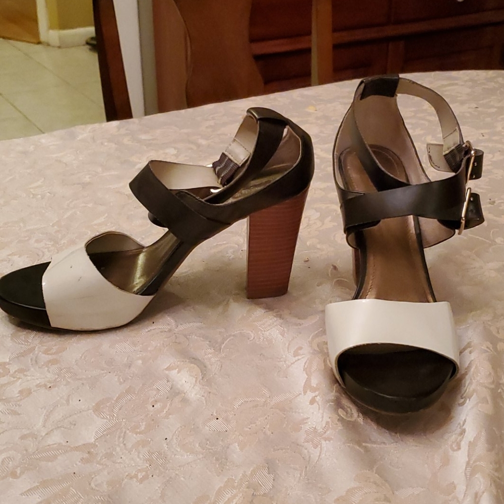 Kenneth Cole Cool Daze sandal 4 inches